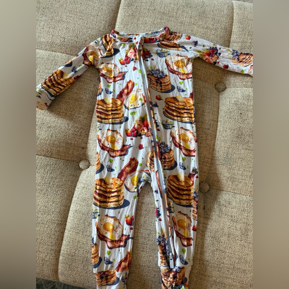 Bums & Roses Pancakes One Piece